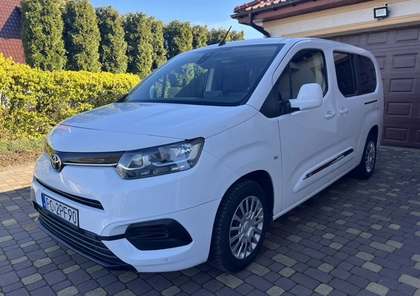 toyota proace city verso małopolskie Toyota Proace City Verso cena 65900 przebieg: 186200, rok produkcji 2020 z Tarnów